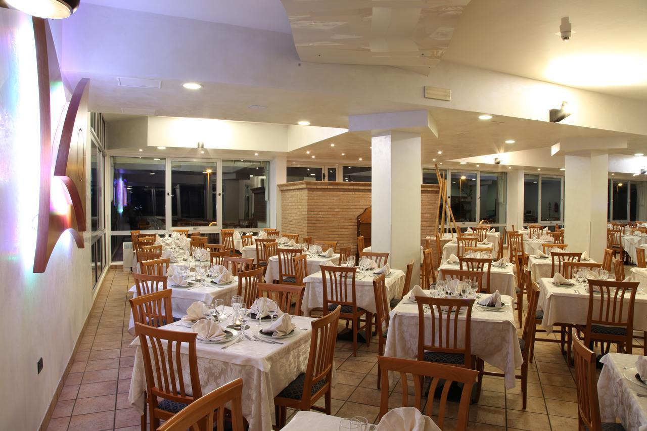 Hotel Plaza Llido Degli Estensi Exterior photo